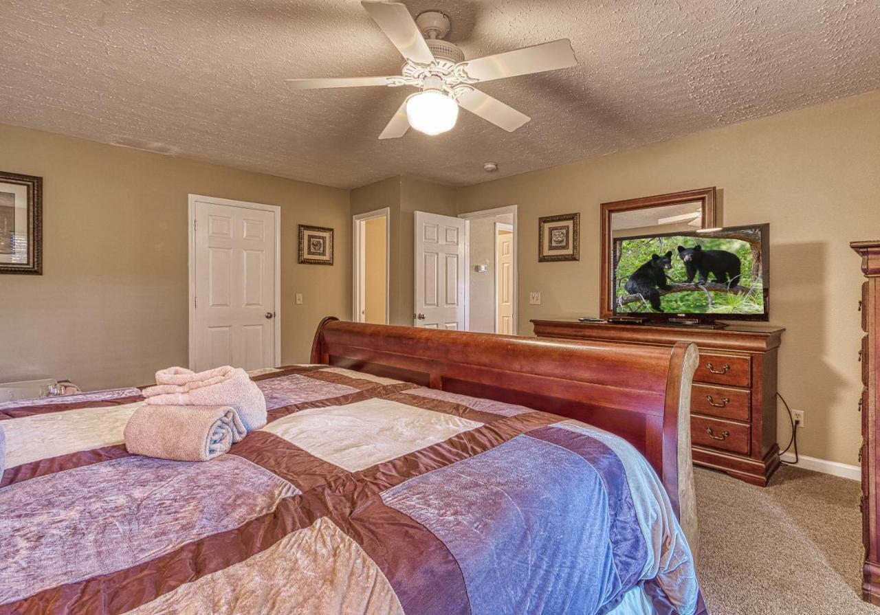 Daya, Hot Tub, Pool Table, 1089 Of Free Attraction Tickets For Each Paid Day, Dollywood And More! Gatlinburg Kültér fotó