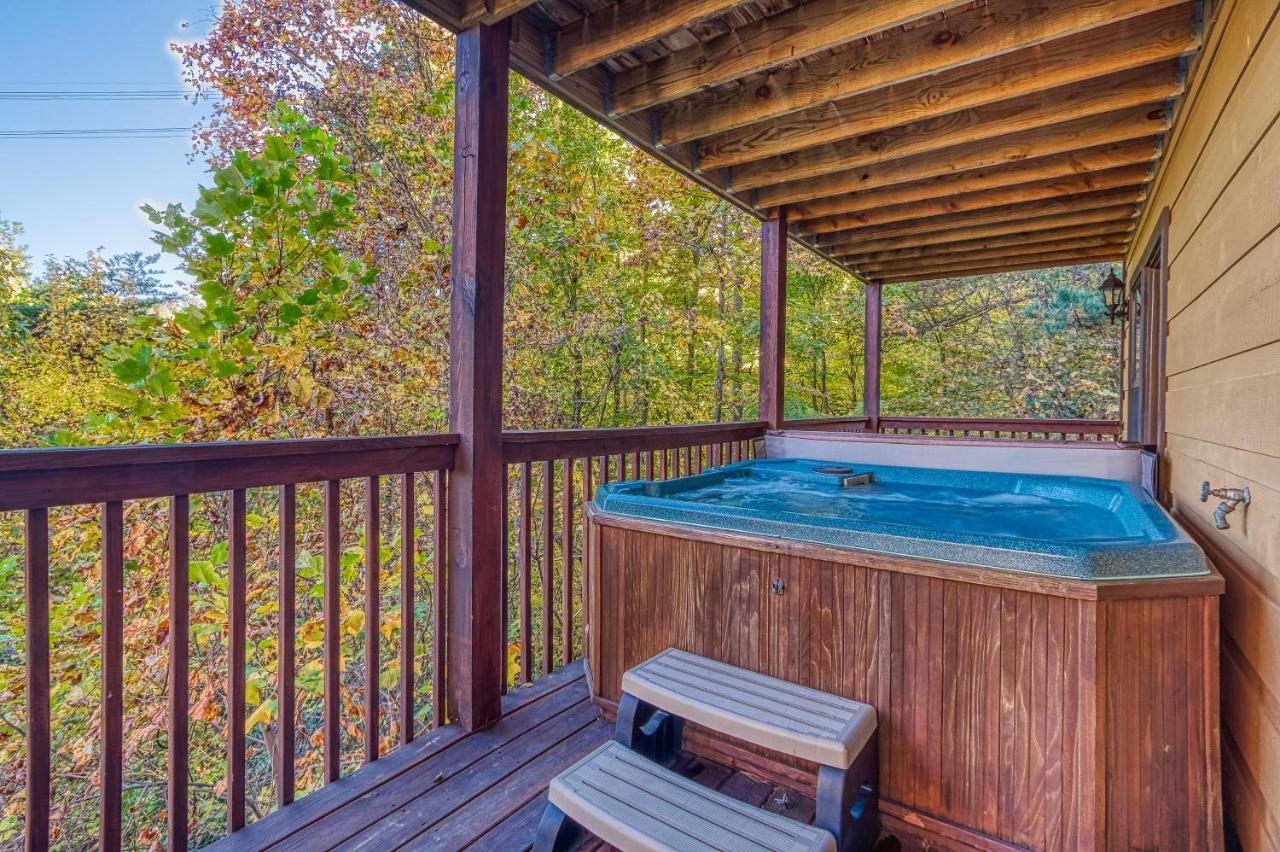 Daya, Hot Tub, Pool Table, 1089 Of Free Attraction Tickets For Each Paid Day, Dollywood And More! Gatlinburg Kültér fotó
